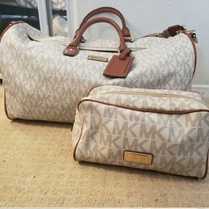 Michael Kors travel bag and cosmetic bag